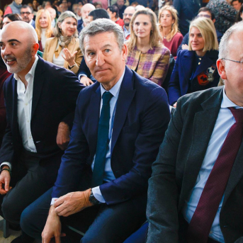 El presidente del Partido Popular, Alberto Núñez Feijóo durante un acto tras el comité de dirección nacional del PP, en el Hotel Grand Marina, a 12 de enero de 2026, en Barcelona Kike Rincón - Europa Press