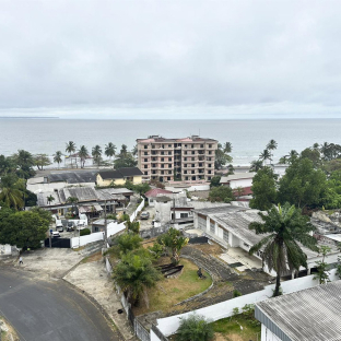 Una vista aérea de Libreville, capital de Gabón Shi Yu / Xinhua News / Contactophoto