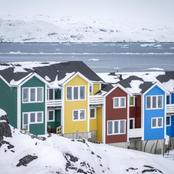 Imagen de archivo de varias casas en Groenlandia.  Europa Press/Contacto/Johan Nilsson / Tt