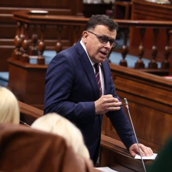 Los cabildos respaldan el decreto que amplía plazos de la Ley del Suelo pese a las reservas de Gran Canaria Los cabildos respaldan el decreto que amplía plazos de la Ley del Suelo pese a las reservas de Gran Canaria