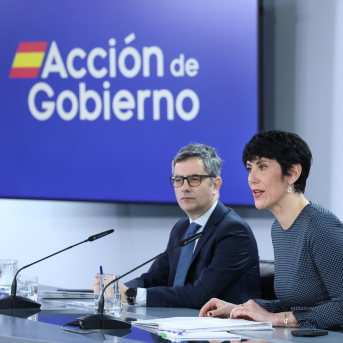 EuropaPress 7214802 ministro presidencia justicia relaciones cortes felix bolanos ministra