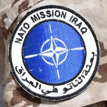 Logo de la misión de la Alianza Atlántica en Irak. ALIANZA ATLÁNTICA