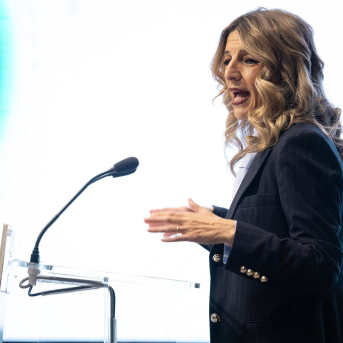 La vicepresidenta segunda y ministra de Trabajo y Economía Social, Yolanda Díaz, durante una rueda de prensa, en el Ministerio de Trabajo y Economía Social, a 19 de diciembre de 2025, en Madrid (España). Ananda Manjón - Europa Press