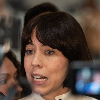 La secretaria general del PSPV-PSOE, Diana Morant, atiende a los medios de comunicación Jorge Gil - Europa Press