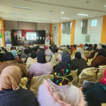 Freshuelva incorpora desde Marruecos a casi mil temporeras para la campaña de marzo Freshuelva incorpora desde Marruecos a casi mil temporeras para la campaña de marzo