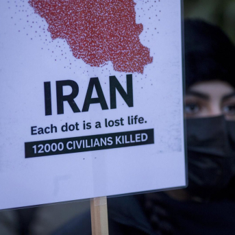 Un cartel a favor de las manifestaciones antigubernamentales en Irán Europa Press/Contacto/Luis Soto