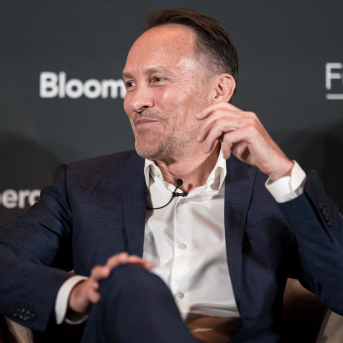 El consejero delegado de HBX, Nicolas Huss, interviene durante el foro de Bloomberg "Futuro de las Finanzas: Perspectivas Económicas de España 2025", a 8 de octubre de 2025, en Madrid (España).  Diego Radamés - Europa Press