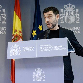 El ministro de Derechos Sociales, Consumo y Agenda 2030, Pablo Bustinduy. Carlos Luján - Europa Press