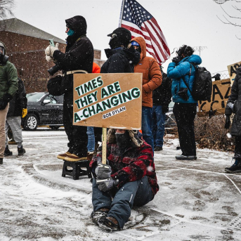 Manifestantes en contra del ICE en Minneapolis. Europa Press/Contacto/Dave Decker Manifestantes en contra del ICE en Minneapolis. Europa Press/Contacto/Dave Decker