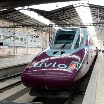 Tren Avlo de Renfe en Málaga RENFE