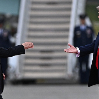 El presidente de Estados Unidos, Donald Trump (derecha), recibe en Alaska en agosto de 2025 a su homólogo de Rusia, Vladimir Putin (izquierda) Sergey Bobylev/Kremlin/dpa El presidente de Estados Unidos, Donald Trump (derecha), recibe en Alaska en agosto de 2025 a su homólogo de Rusia, Vladimir Putin (izquierda) Sergey Bobylev/Kremlin/dpa