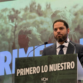 El secretario general de Vox y presidente del partido en Catalunya, Ignacio Garriga, en un acto en Barcelona para presentar las principales propuestas del partido para 2026. EUROPA PRESS