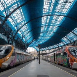Dos trenes en la estación de Francia, donde opera Rodalies, en Barcelona David Zorrakino - Europa Press