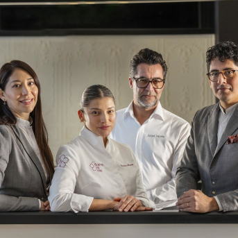 Equipo de Flores Raras JAKE ABBOTT Equipo de Flores Raras JAKE ABBOTT