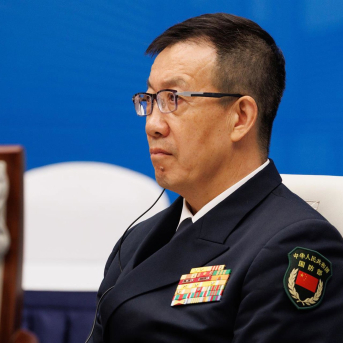 El ministro de Defensa de China, Dong Jun, en una reunión con otros ministros del ramo en Shanghái. Europa Press/Contacto/Vadim Savitsky El ministro de Defensa de China, Dong Jun, en una reunión con otros ministros del ramo en Shanghái. Europa Press/Contacto/Vadim Savitsky