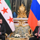 El presidente de transición de Siria, Ahmed al Shara, junto a su homólogo ruso, Vladimir Putin Europa Press/Contacto/Sergei Bobylev