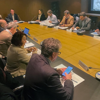 Marcos Líndez activa mesas sectoriales para desarrollar las medidas del Pacto por el Medio Rural Marcos Líndez activa mesas sectoriales para desarrollar las medidas del Pacto por el Medio Rural