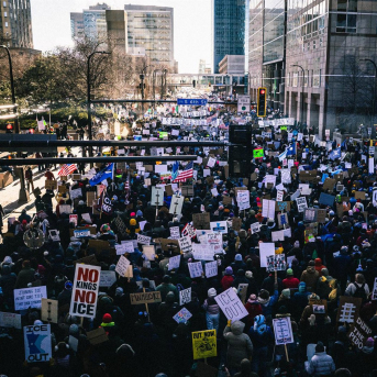 Protestas en Minneapolis enmarcadas dentro de la oposición a las políticas antiinmigratorias de Donald Trump. Europa Press/Contacto/Dave Decker
