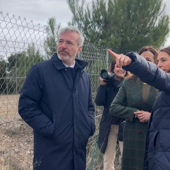 El cabeza de lista del PP, Jorge Azcón, ha explicado sus propuestas en materia de dependencia y cuidado de los mayores. PARTIDO POPULAR El cabeza de lista del PP, Jorge Azcón, ha explicado sus propuestas en materia de dependencia y cuidado de los mayores. PARTIDO POPULAR