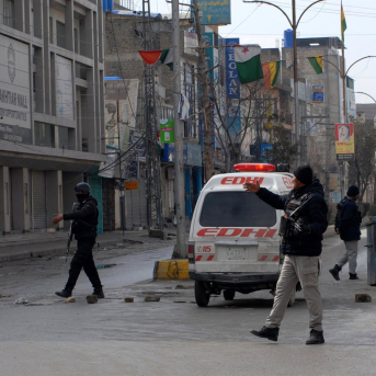Ambulancias en la ciudad de Quetta, en la provincia de Baluchistán (Pakistán) tras un ataque terrorista. Europa Press/Contacto/Asad Ambulancias en la ciudad de Quetta, en la provincia de Baluchistán (Pakistán) tras un ataque terrorista. Europa Press/Contacto/Asad