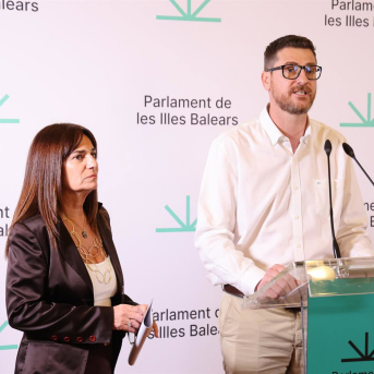 Vox acusa al PP de replicar su PNL sobre el burka y Sagreras reivindica que la iniciativa es sensata