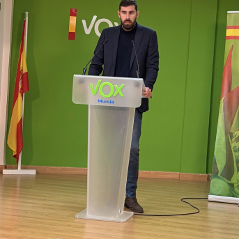 Vox presenta su propia reforma de la Ley del Mar Menor y rechaza la propuesta del PP por ser “escasa”