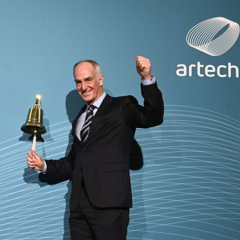 El presidente y CEO de Arteche, Alexander Artetxe, en el debut de la empresa en el mercado continuo DAVID DE HARO/EUROPA PRESS