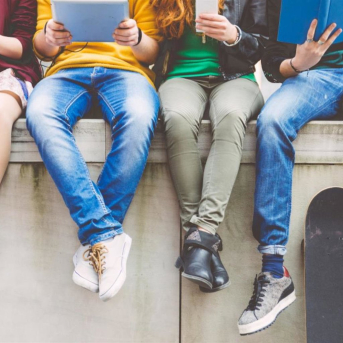 Imagen de recurso de adolescentes. COMUNIDAD DE MADRID