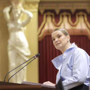 Prohens se compromete a retocar el programa Alquiler Seguro para acelerar la captación de pisos