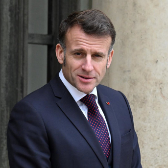 El presidente de Francia, Emmanuel Macron, recibe a su colega eslovaco en el Eliseo.  Europa Press/Contacto/Lionel Urman