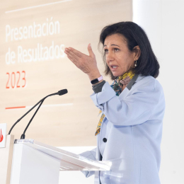 La presidenta del Banco Santander, Ana Botín, durante la presentación de los resultados del 2023 del Grupo Santander, en la Ciudad Grupo Santander, a 31 de enero de 2024, en Boadilla del Monte, Madrid (España). Eduardo Parra - Europa Press
