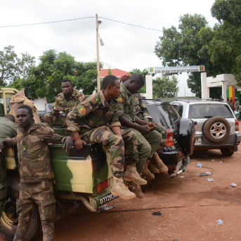 Militares del Ejército de Malí en la capital, Bamako, tras el golpe de Estado de 2020 (archivo) HABIB KOUYATE / XINHUA NEWS / CONTACTOPHOTO