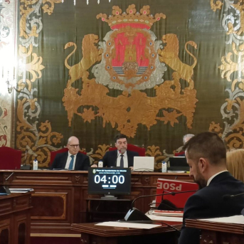 Pleno del Ayuntamiento de Alicante sobre la polémica por las adjudicaciones de VPP en Playa San Juan EUROPA PRESS