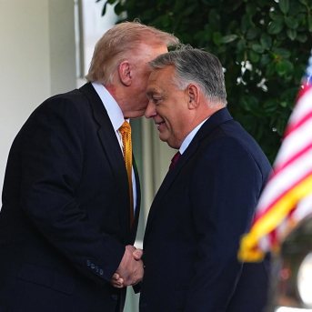 El presidente de EEUU, Donald J Trump, recibe al primer ministro de Hungría, Viktor Orbán, en la Casa Blanca Europa Press/Contacto/Aaron Schwartz - Pool via CN