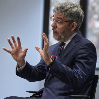 El vicesecretario de Economía del PP, Alberto Nadal, durante una entrevista para Europa Press, en la sede del Partido Popular, a 23 de diciembre de 2025, en Madrid (España).  Jesús Hellín - Europa Press