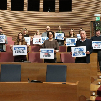 Compromís acusa de parálisis a Les Corts y reprocha a Llorca que huye del control parlamentario