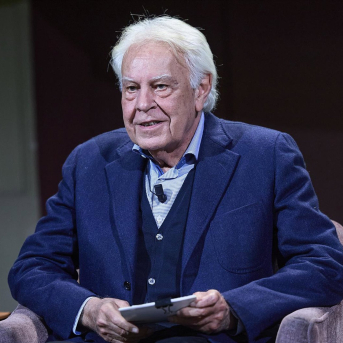 El expresidente del Gobierno Felipe González durante los Desayunos del Ateneo, a 10 de febrero de 2026, en Madrid (España). Jesús Hellín - Europa Press