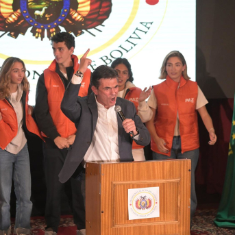 El presidente de Bolivia, Rodrigo Paz. Radoslaw Czajkowski/dpa