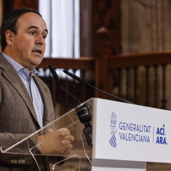 Llorca acusa al Gobierno de Sánchez de sabotear el plan Vertido Cero