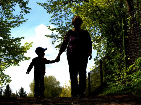 Así funciona la prestación por nacimiento, adopción y cuidado de menores. PxHere.