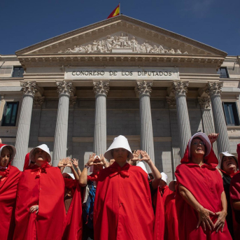 (Foto de ARCHIVO) Decenas de personas durante la marcha contra la explotación reproductiva de las mujeres y la compraventa de bebés, en la Plaza de Callao, a 6 de septiembre de 2025, en Madrid (España). Europa Press (Foto de ARCHIVO) Decenas de personas durante la marcha contra la explotación reproductiva de las mujeres y la compraventa de bebés, en la Plaza de Callao, a 6 de septiembre de 2025, en Madrid (España). Europa Press