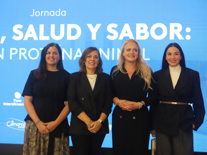 Sandra Gómez (PSOE), Milagros Marcos (PP), Jessika Van Leuwen (PPE) y Mireia Borrás (Vox) 