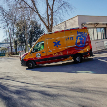 Una ambulancia de Samur. Carlos Luján - Europa Press