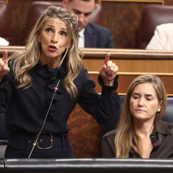 La vicepresidenta segunda y ministra de Trabajo y Economía Social, Yolanda Díaz, interviene durante una sesión de control al Gobierno, en el Congreso de los Diputados, a 26 de noviembre de 2025. Archivo. Eduardo Parra - Europa Press La vicepresidenta segunda y ministra de Trabajo y Economía Social, Yolanda Díaz, interviene durante una sesión de control al Gobierno, en el Congreso de los Diputados, a 26 de noviembre de 2025. Archivo. Eduardo Parra - Europa Press