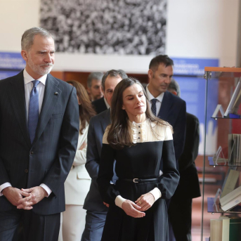 El rey Felipe VI y la reina Letizia visitan la exposición “In Memoriam Tomás y Valiente. 1996-2026”, a 13 de febrero de 2026, en Madrid (España) José Ramón Hernando - Europa Press El rey Felipe VI y la reina Letizia visitan la exposición “In Memoriam Tomás y Valiente. 1996-2026”, a 13 de febrero de 2026, en Madrid (España) José Ramón Hernando - Europa Press