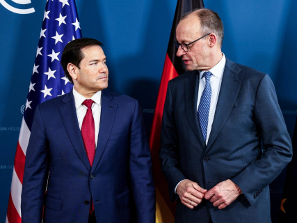Marco Rubio y Friedrich Merz, en la Cumbre de Seguridad de Múnich.   Liesa Johannssen/Reuters/Pool/dp / DPA