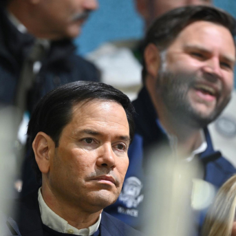 El secretario de Estado de EEUU, Marco Rubio, y el vicepresidente JD Vance  Peter Kneffel/dpa