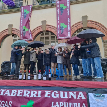 Barredo reivindica la calidad de los vinos de Rioja Alavesa, con caídas de ventas más suaves que en otras zonas Barredo reivindica la calidad de los vinos de Rioja Alavesa, con caídas de ventas más suaves que en otras zonas