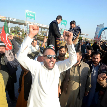 Partidarios del ex primer ministro de Pakistán, Imran Jan Europa Press/Contacto/Hussain Ali Partidarios del ex primer ministro de Pakistán, Imran Jan Europa Press/Contacto/Hussain Ali