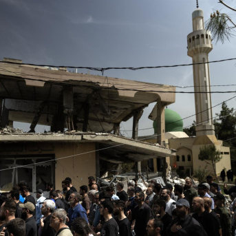 Asistentes al funeral de dos personas, víctimas de un ataque Israel en Hanin, en el sur de Líbano Europa Press/Contacto/Daniel Carde Asistentes al funeral de dos personas, víctimas de un ataque Israel en Hanin, en el sur de Líbano Europa Press/Contacto/Daniel Carde